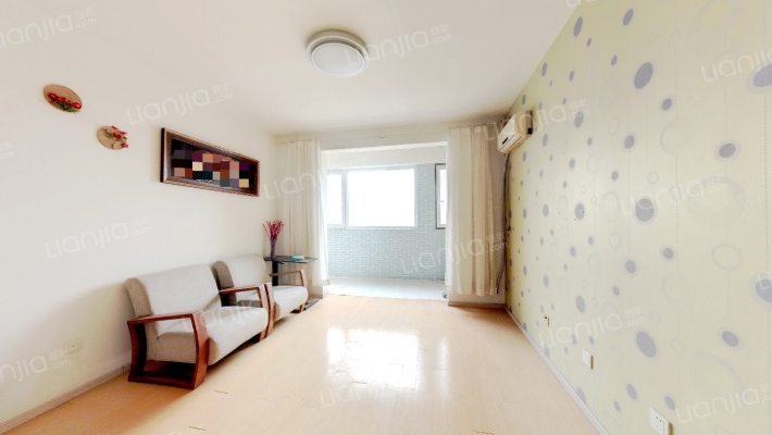 津滨滨海国际1期二手房实景图