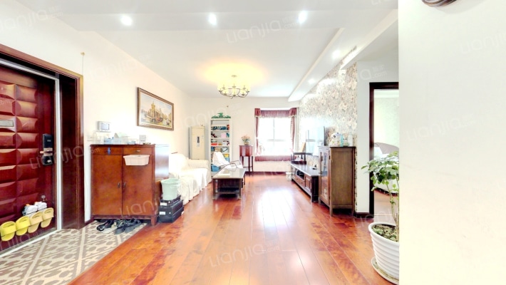 中心嘉园二手房实景图