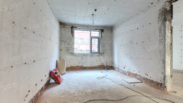 桐柏北路105-4号院二手房实景图