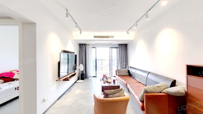 凯蓝滨江华府二手房实景图