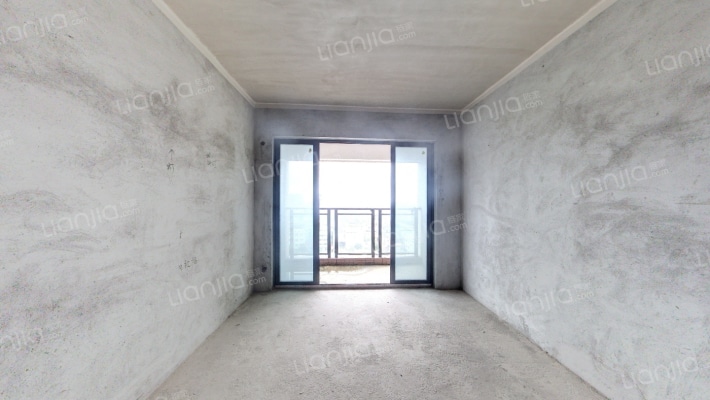 东尚峰景二手房实景图