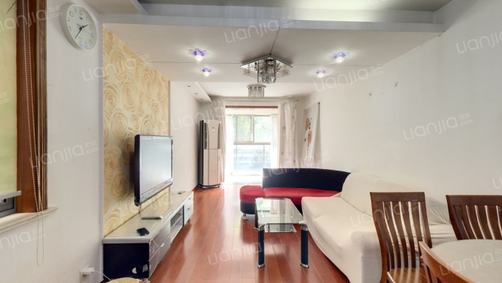 嘉城新航域二手房实景图