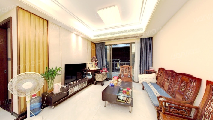 中海湖畔岚庭二手房实景图