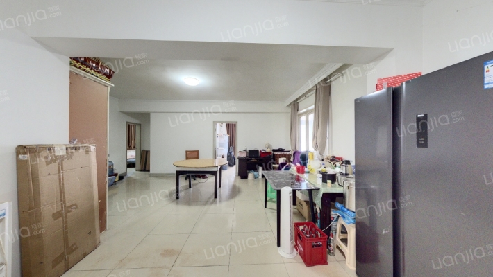 宏声公寓二手房实景图