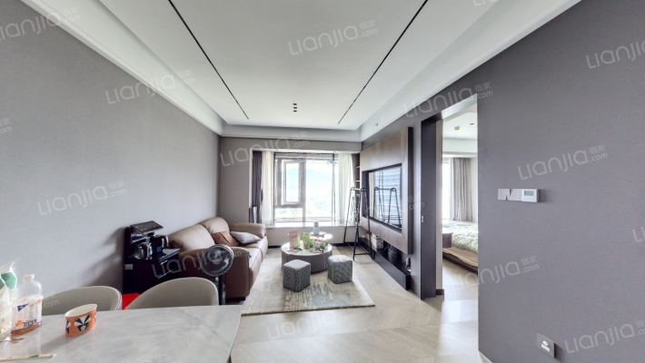 信达金茂广场二手房实景图