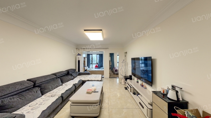 美洲花园棕榈湾二手房实景图