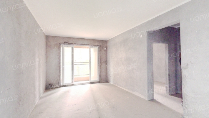 新鸥鹏凤凰城二期B区二手房实景图