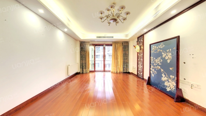 南滨上院二手房实景图