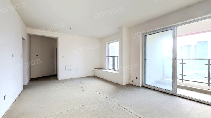 置信丹郡湖岸二手房实景图