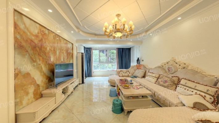 新筑鼎峰二手房实景图