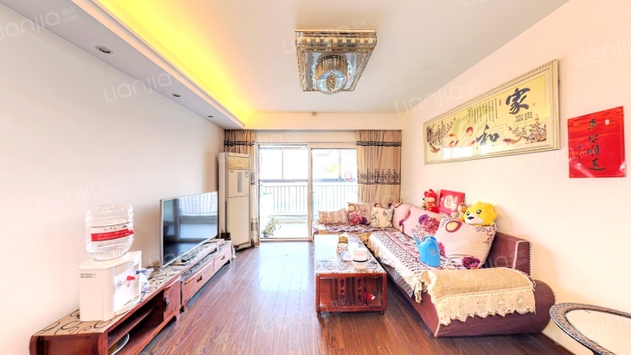 万科城二手房实景图