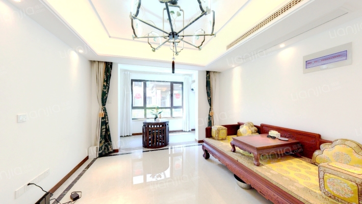 新城·樾府二手房实景图