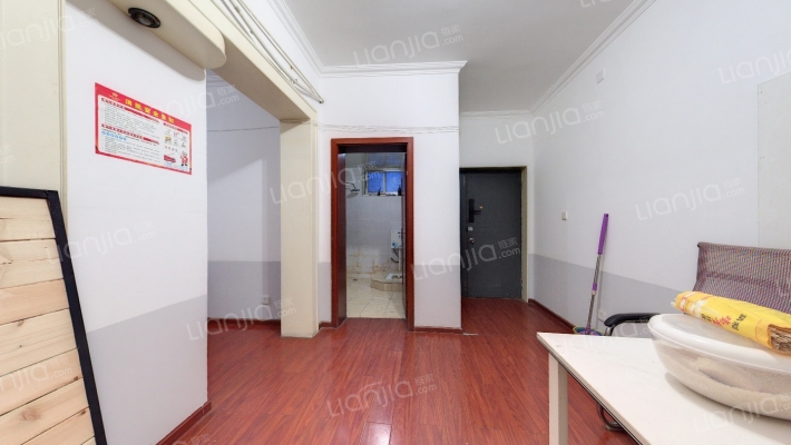 棕港公寓二手房实景图