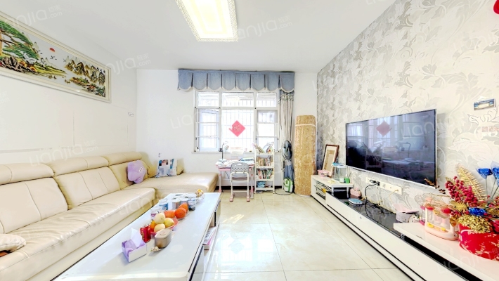 芷岸龙庭二手房实景图