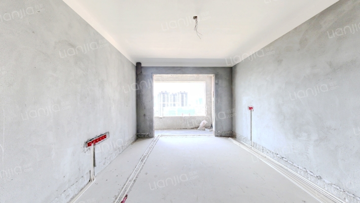 青山湖东园二期二手房实景图