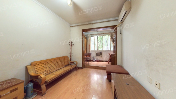 双钢路1号二手房实景图