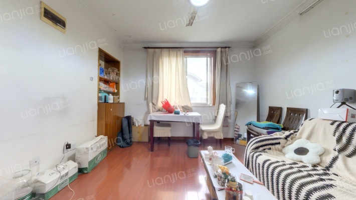 和泰苑二手房实景图