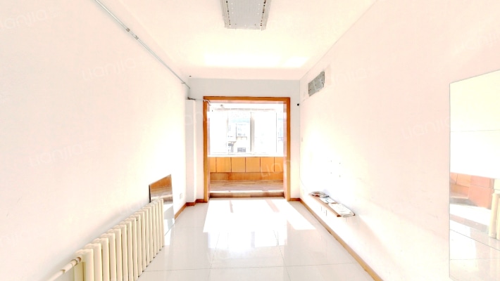 德新街二手房实景图