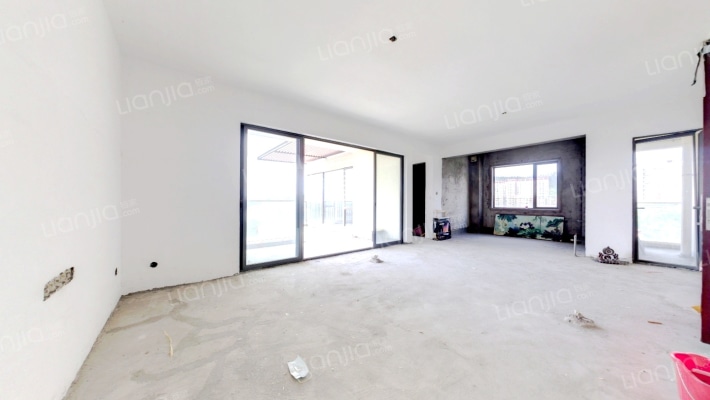 花都颐和山庄二手房实景图