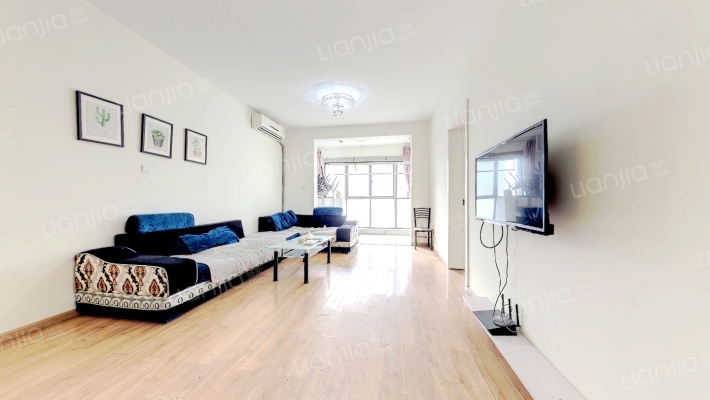 布鲁明顿广场二手房实景图