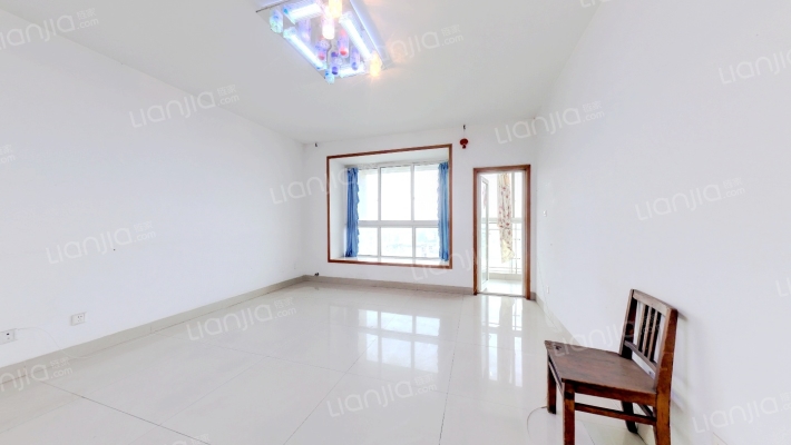 鹏城金龙美景二手房实景图