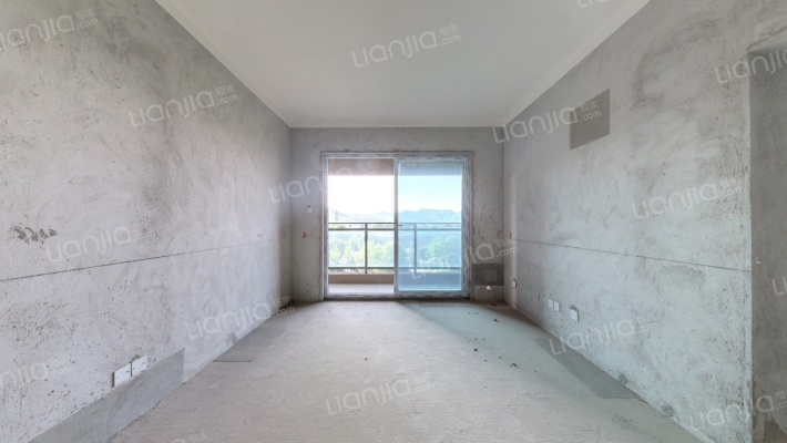 东林道三四期二手房实景图