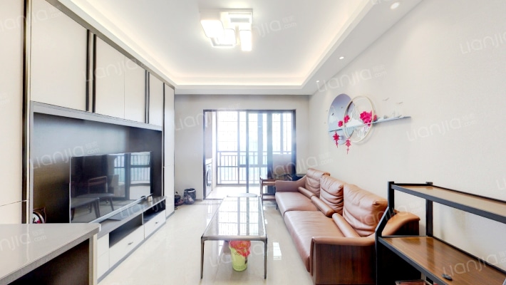 绿地璀璨家园2期二手房实景图