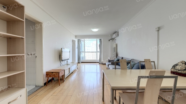 蝶翠华庭二手房实景图