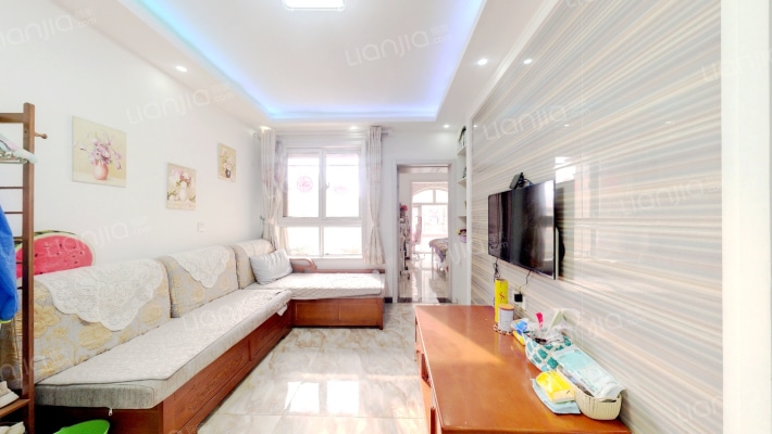 清华大溪地七号院二手房实景图