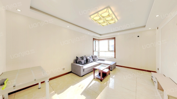 波菲蓝岛二手房实景图