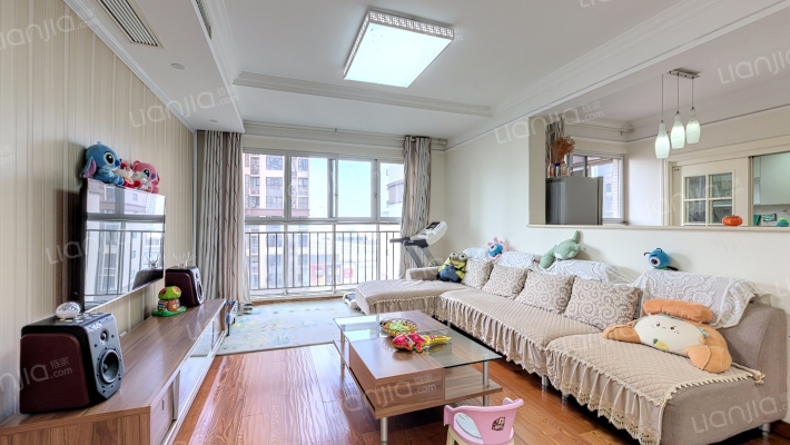 地铁首座二手房实景图