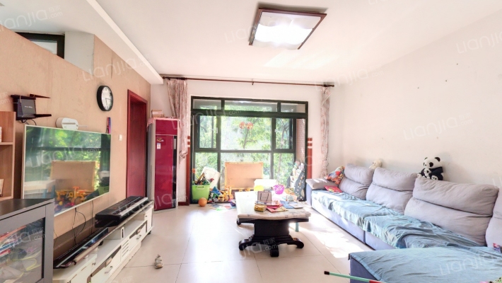 艺锦湾一期二手房实景图