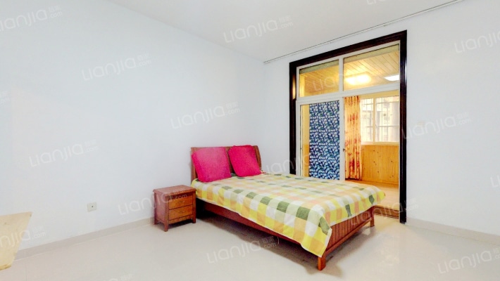 青城山水二手房实景图