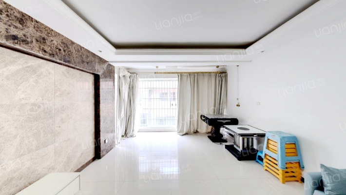 西南国际家居装饰博览城二手房实景图