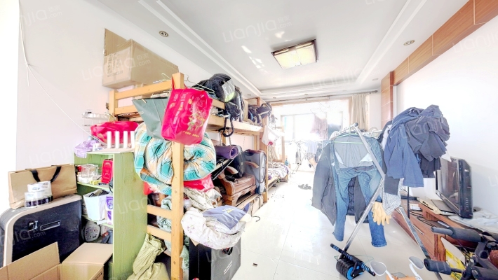 荷韵新村高层区二手房实景图