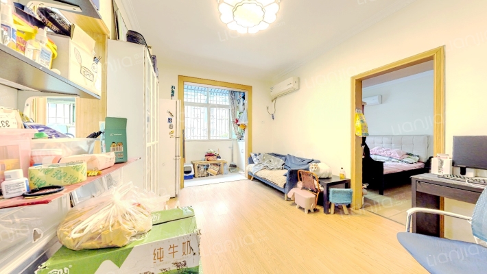 人智里二手房实景图