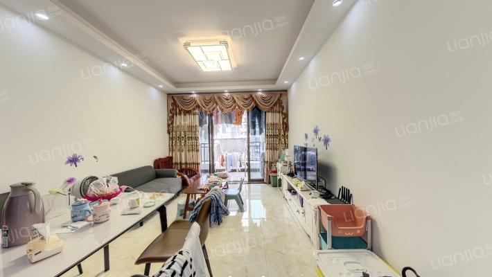 依云曦城花苑二手房实景图