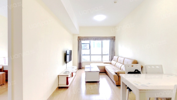 华贸铂金府二手房实景图