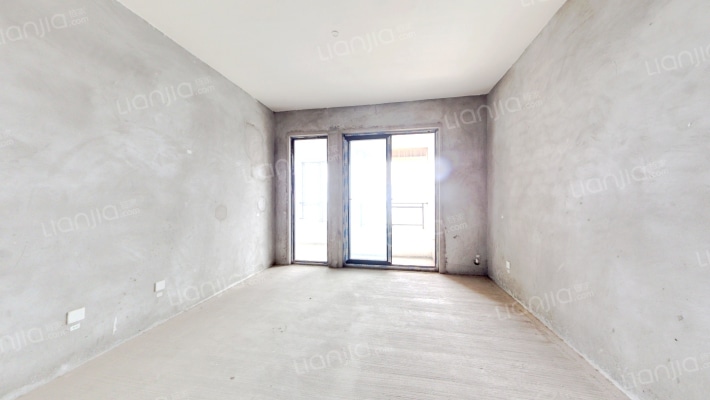 恒大绿岛新城D区二手房实景图