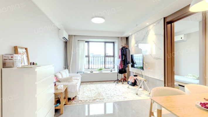 龙湖云河砚二手房实景图