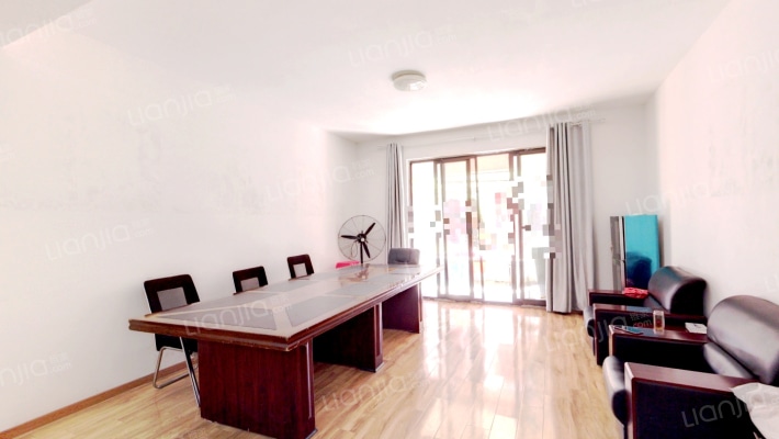 高速翡翠湖畔二手房实景图