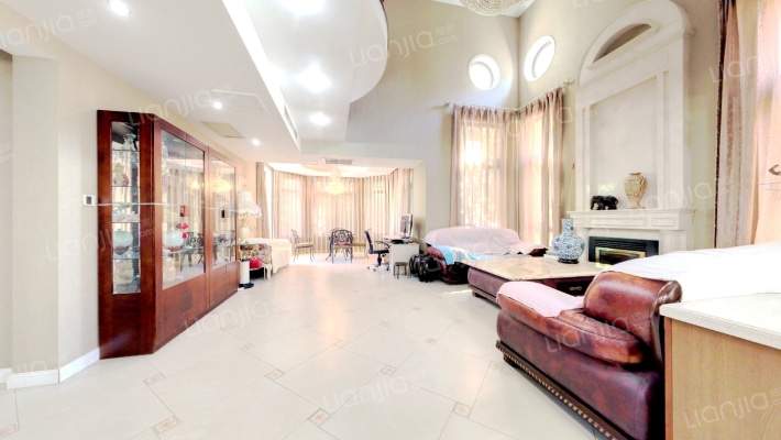 保利垄上二区二手房实景图