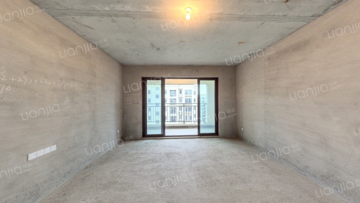 美的梧桐庄园二手房实景图