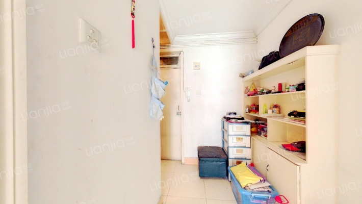 詹滨西里二手房实景图