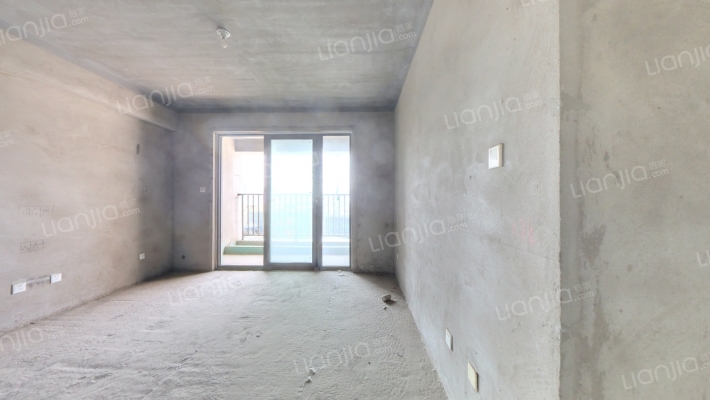 鸿鹄嘉苑二手房实景图