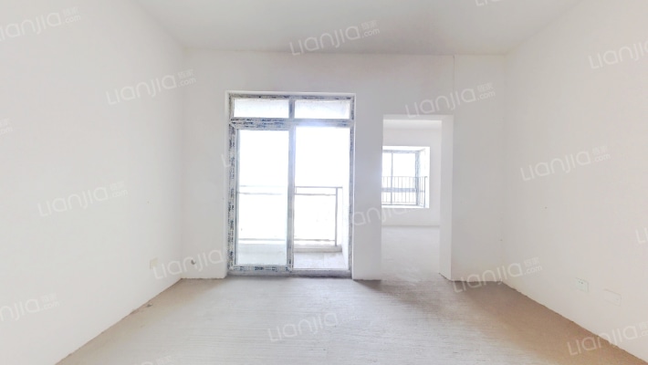 巴比亚半山二手房实景图