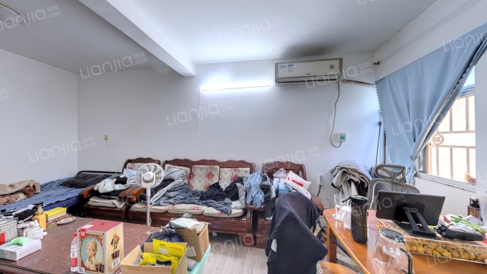 南坑花园二手房实景图