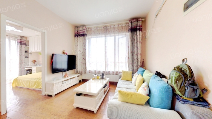 水域天际二手房实景图