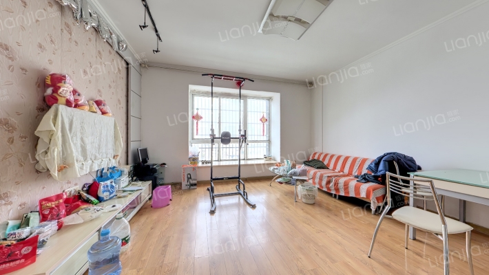 钢花南苑二手房实景图