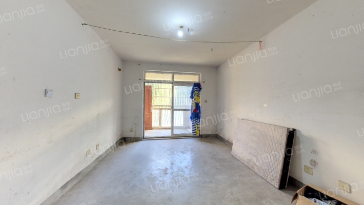 中虹华苑二手房实景图